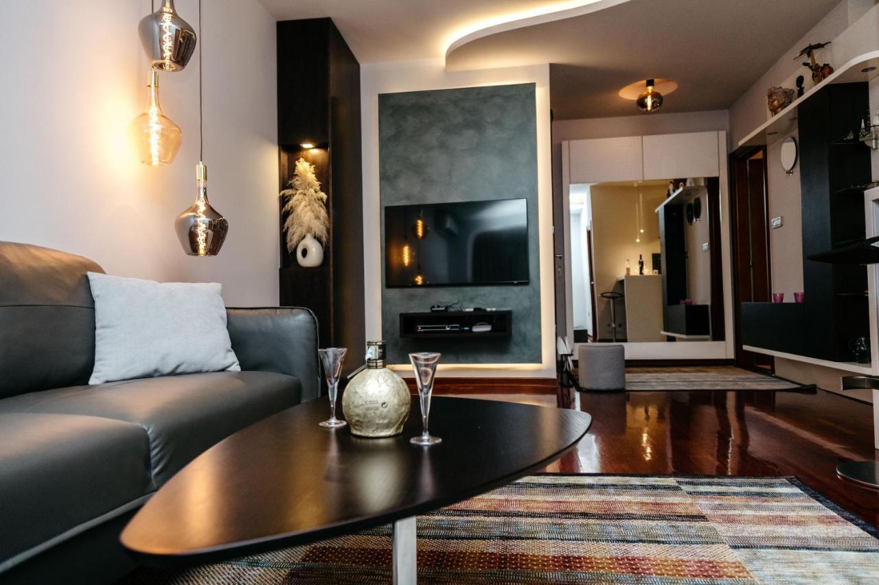 Rosewood Podgorica Apartment Bagian luar foto