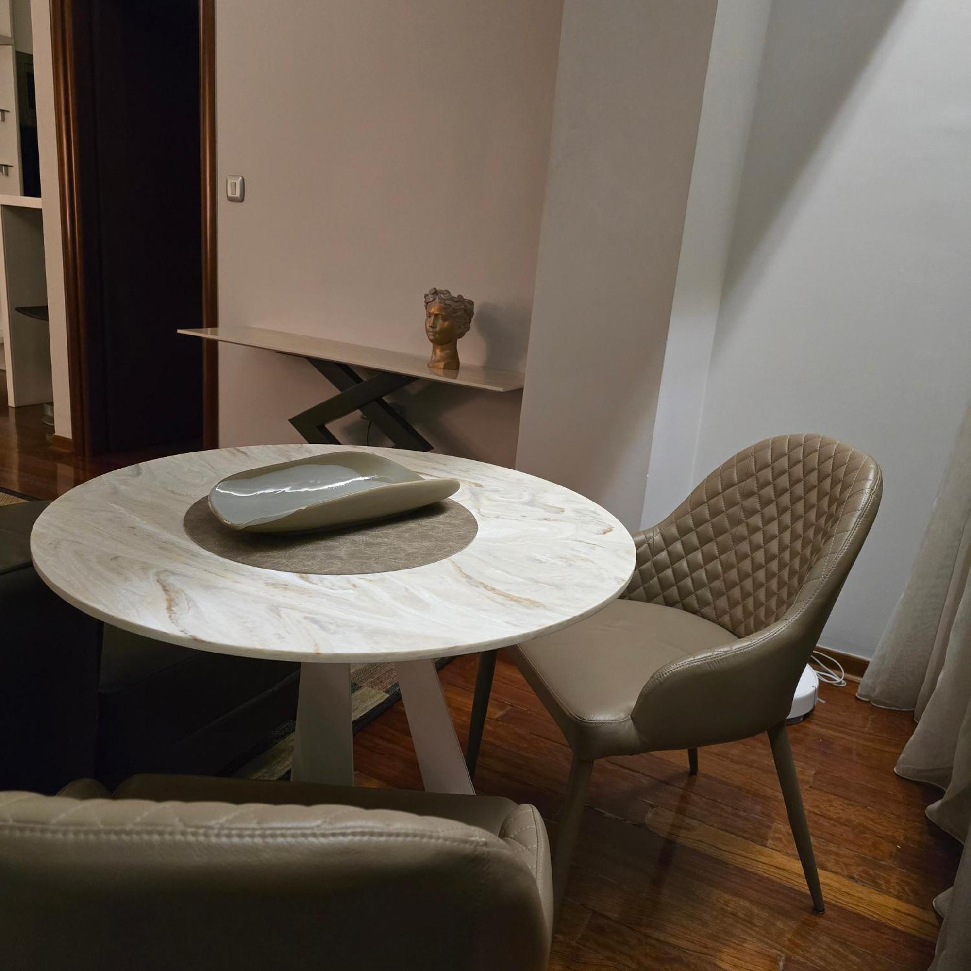 Rosewood Podgorica Apartment Bagian luar foto